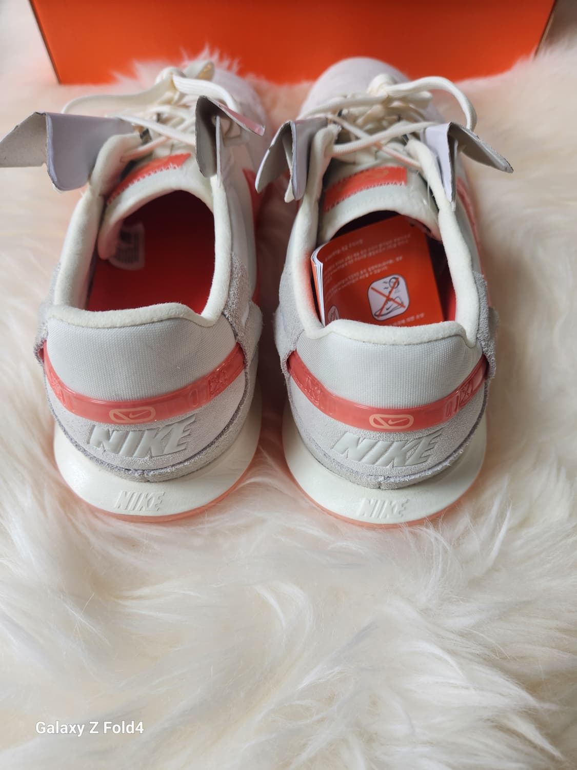 나이키 스트리트 가토 풋살화 270mm 새상품 판매합니다. 상품이미지2