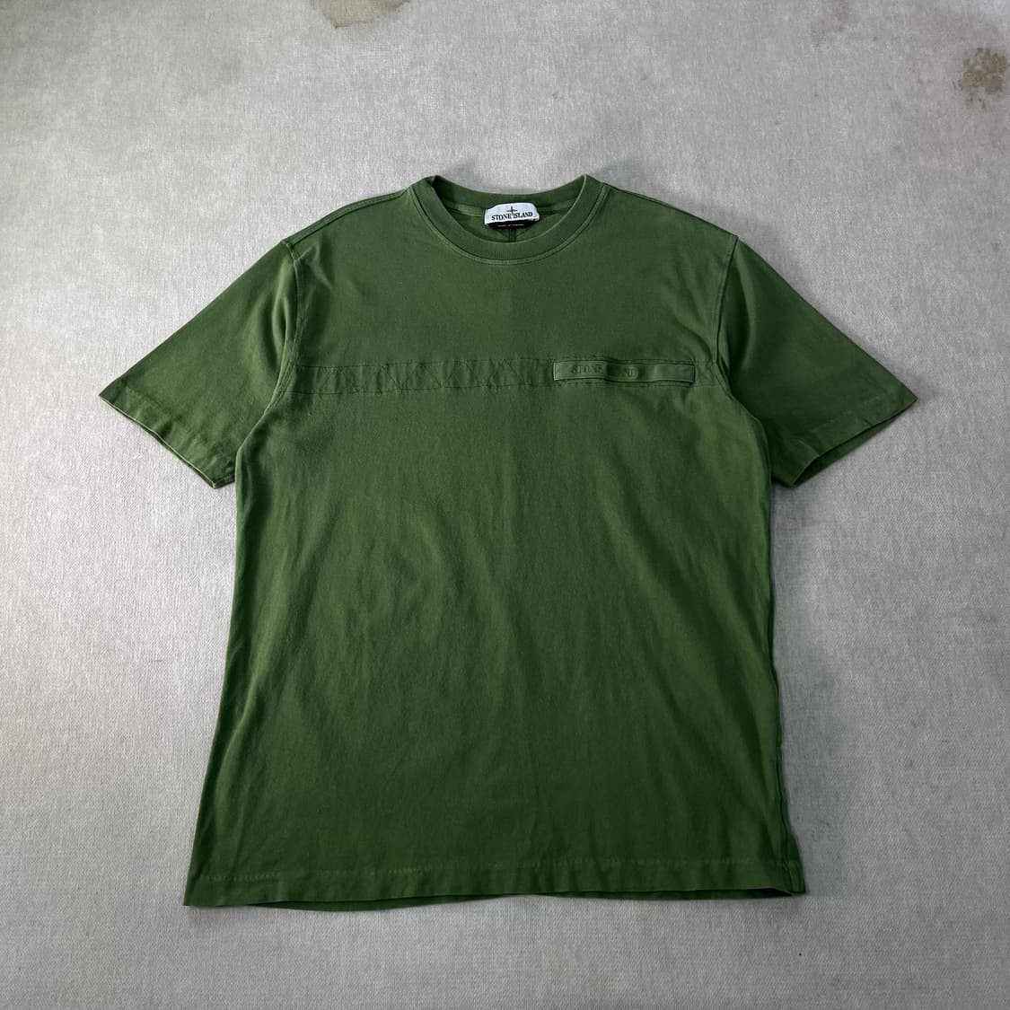 105 스톤아일랜드 테이프 로고 세이지그린 반팔 티셔츠 상품이미지1