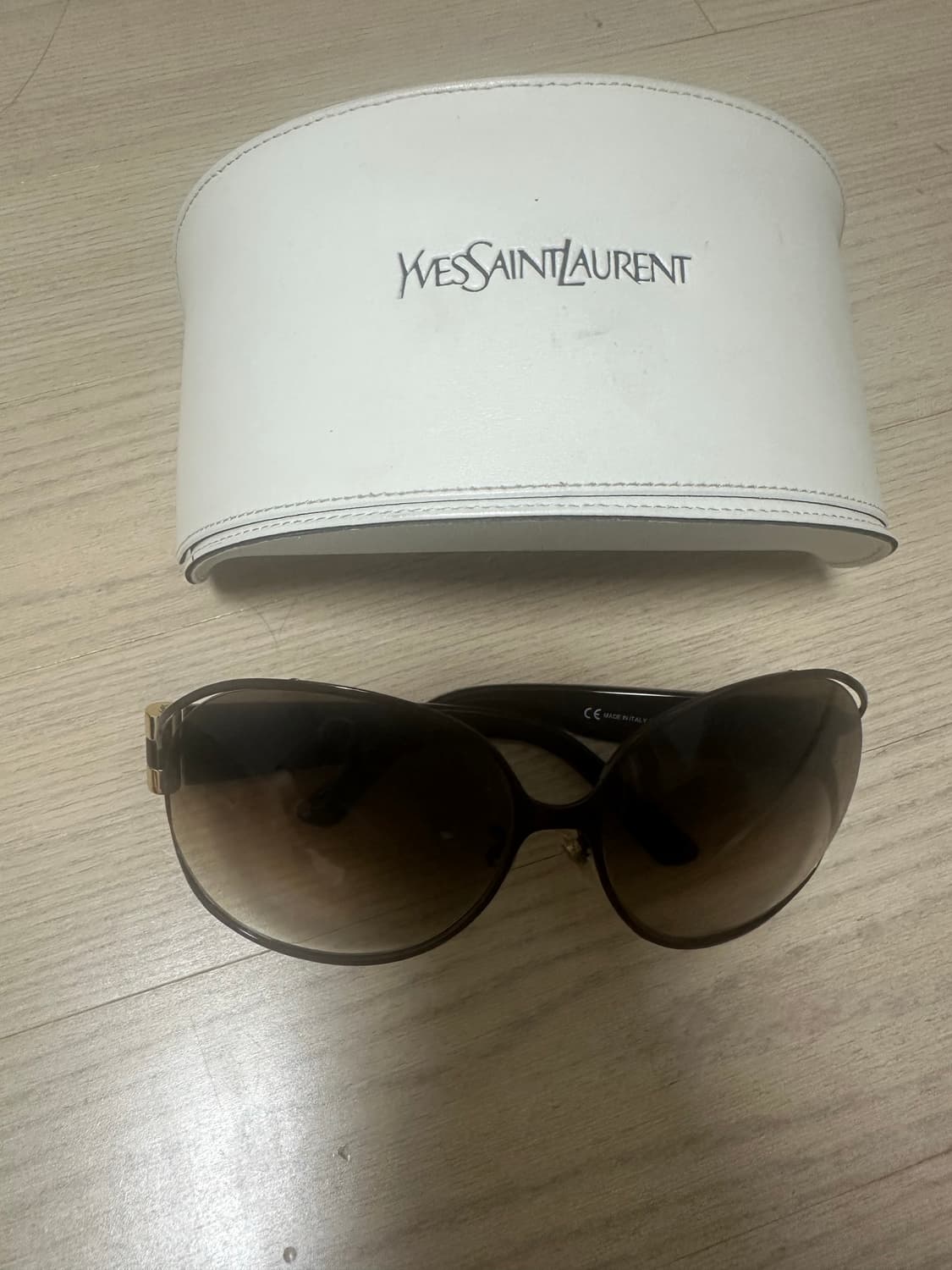입생로랑 ysl 선글라스 상품이미지2
