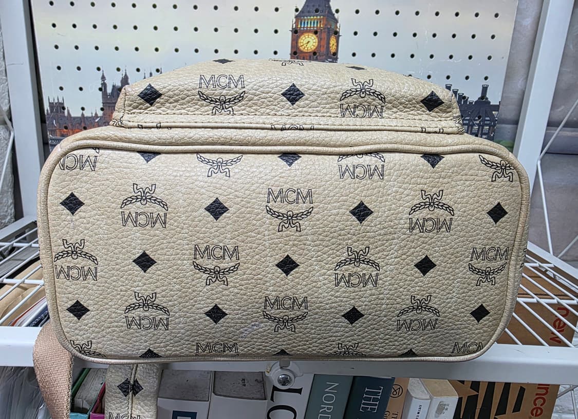 정품/ MCM 스타크 백팩 사이드 스터드 비세토스백팩 GE04 상품이미지5