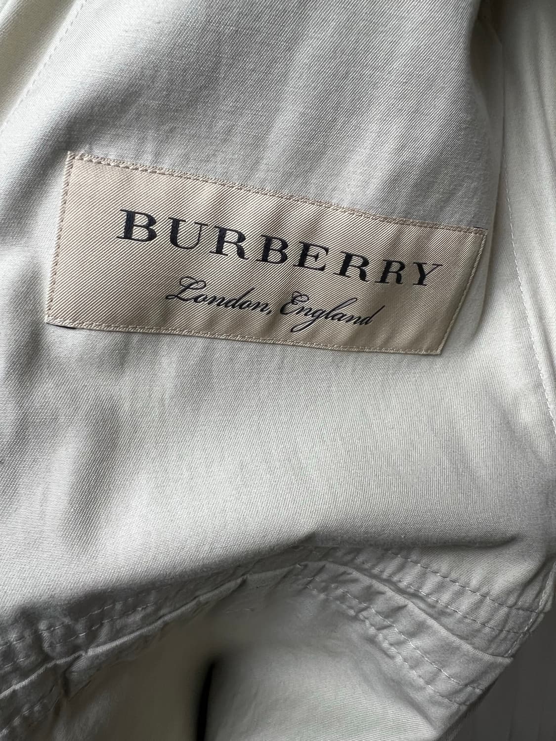 버버리 베이지/카키색 반팔 점프수트 48사이즈 상품이미지8