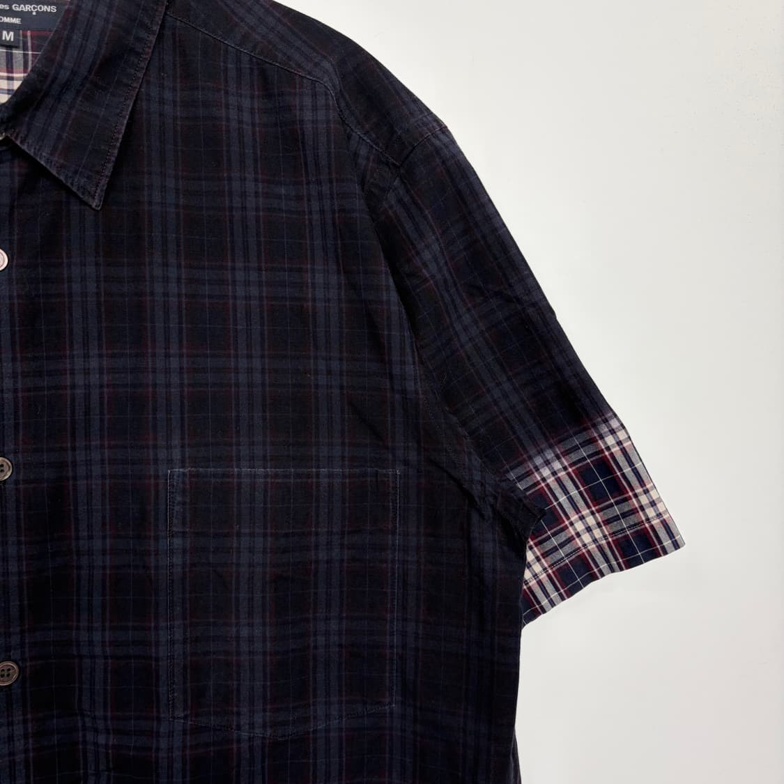 꼼데가르송 패턴 반팔 셔츠 상품이미지4