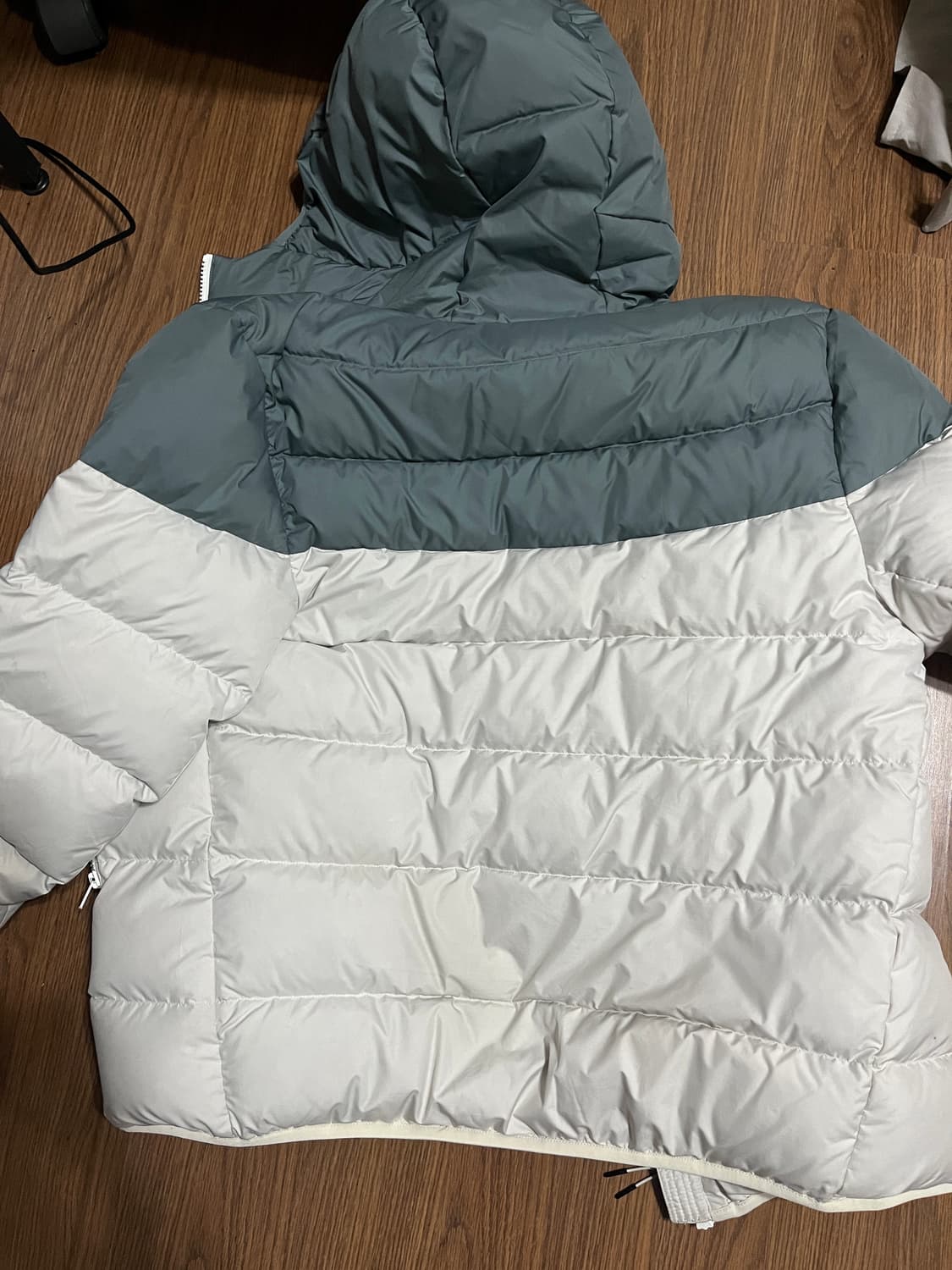 나이키 패딩 상품이미지2