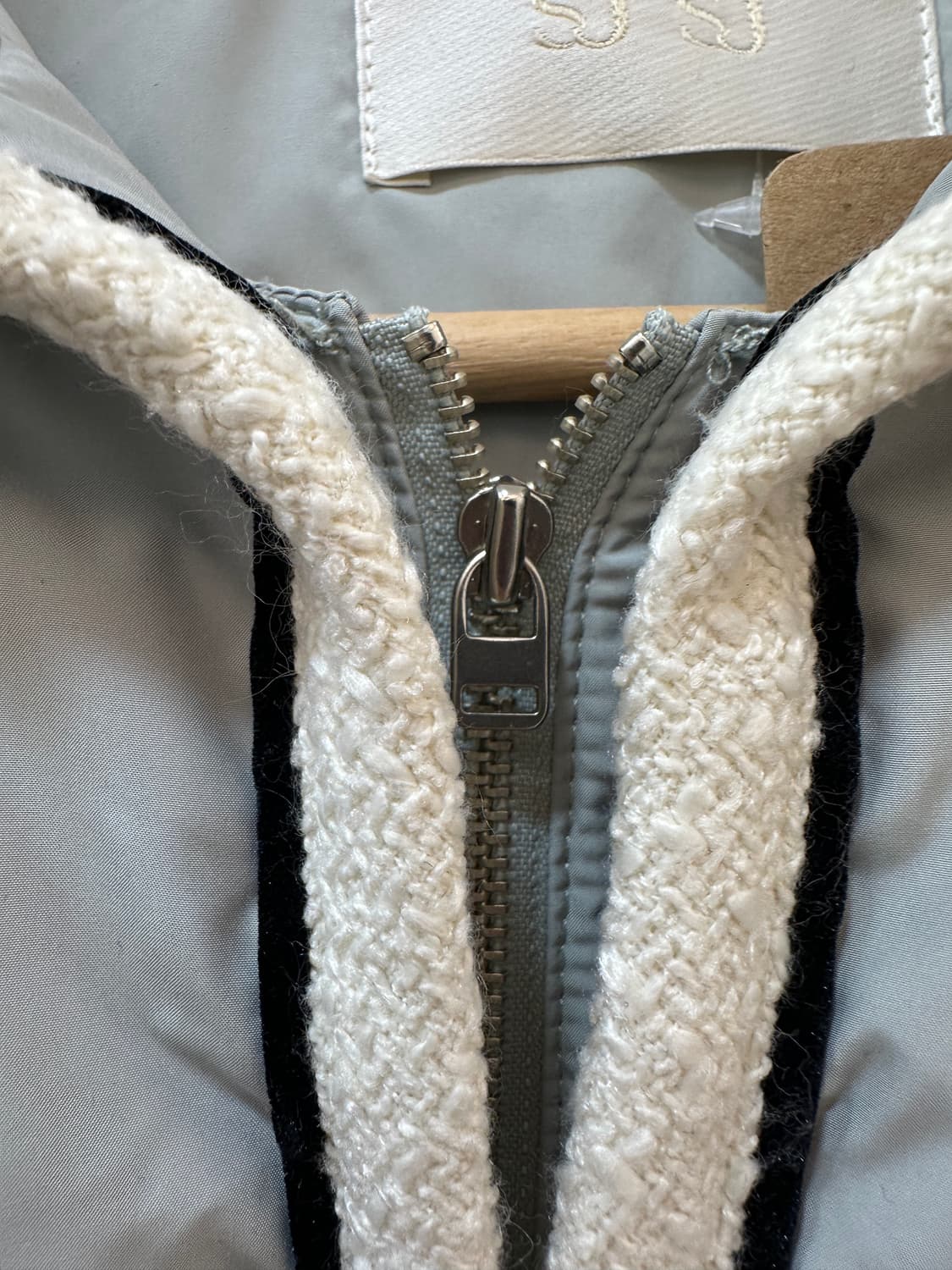 SJSJ 라이트블루 트위드 트리밍 패딩 상품이미지3