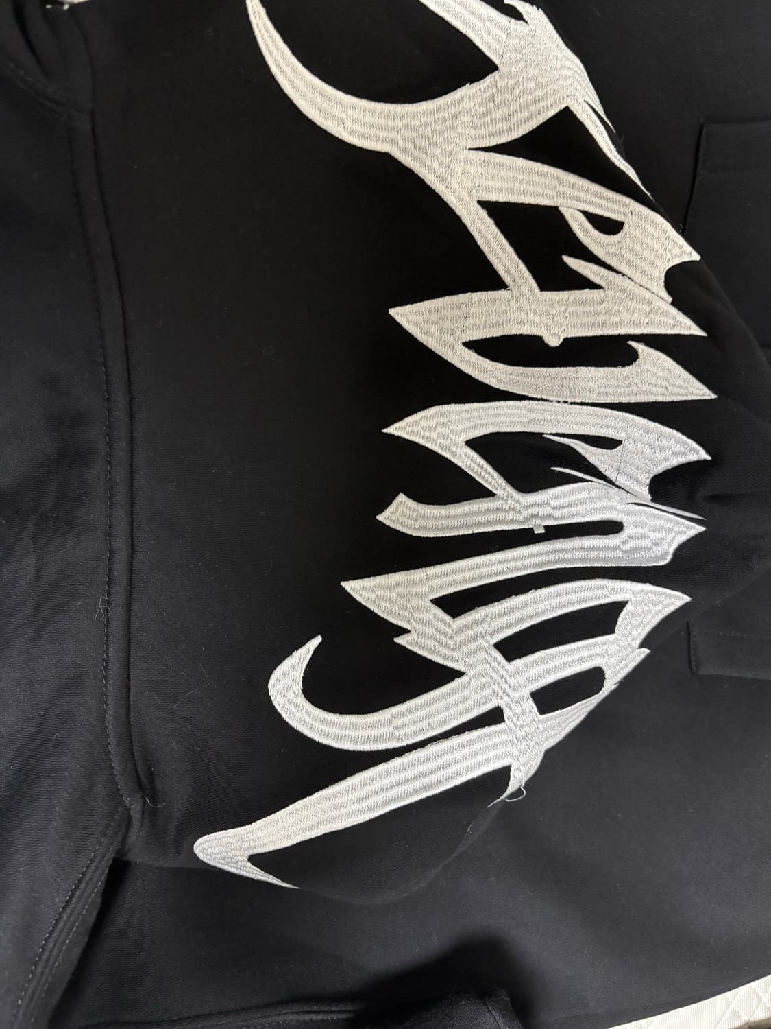 리벤지 텐타시온 후드집업 상품이미지2