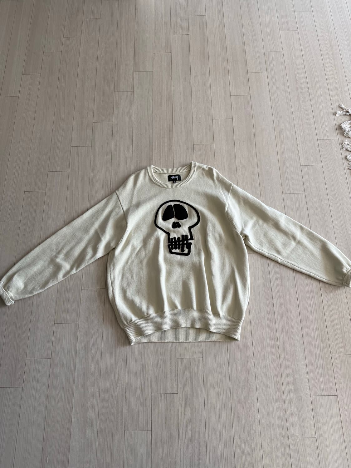 [XL] 스투시 스컬 스웨터 상품이미지1