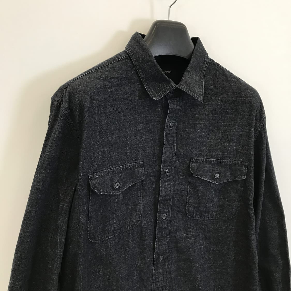 바나나리퍼블릭 진청 인디고데님셔츠 [L] 상품이미지2