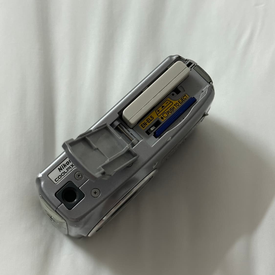 [누가영디카/풀구성] 니콘 P4 NIKON P4 디지털카메라 상품이미지7