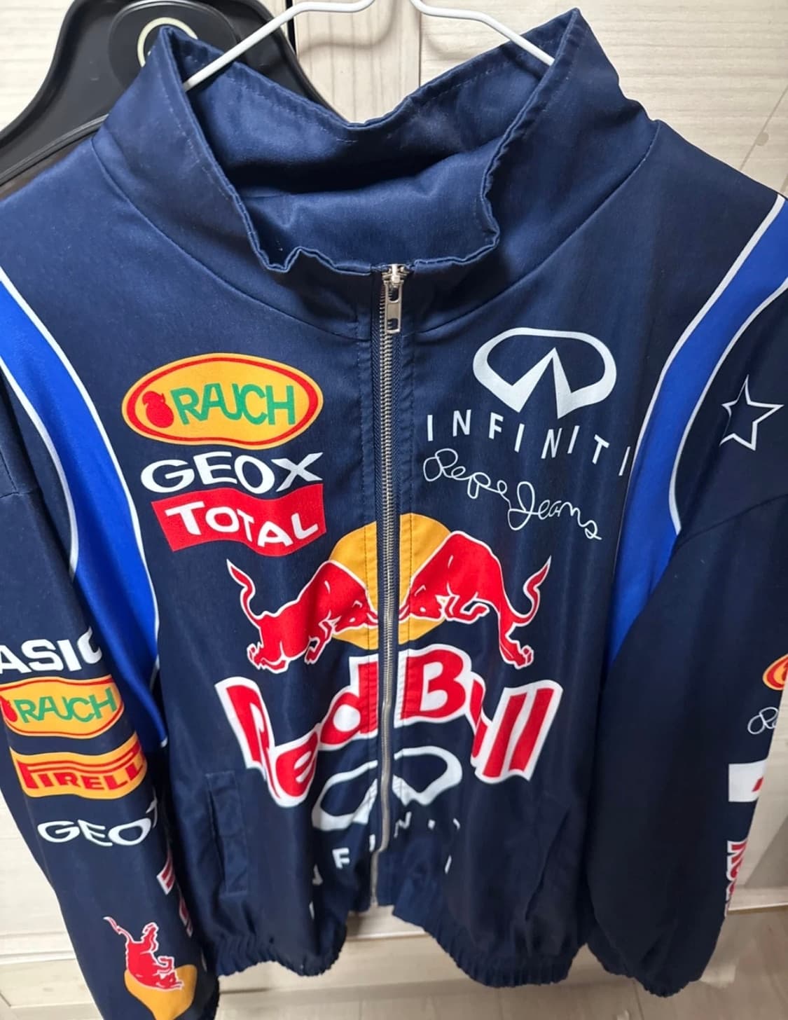 레드불 레이싱 자켓 상품이미지1