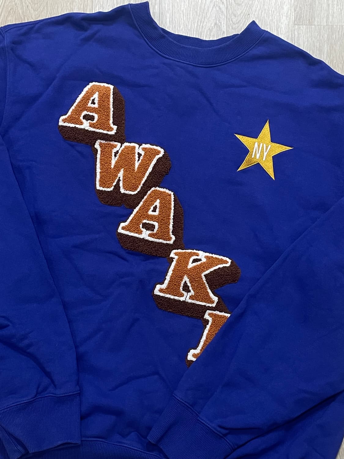 어웨이크뉴욕 스웻셔츠 상품이미지1