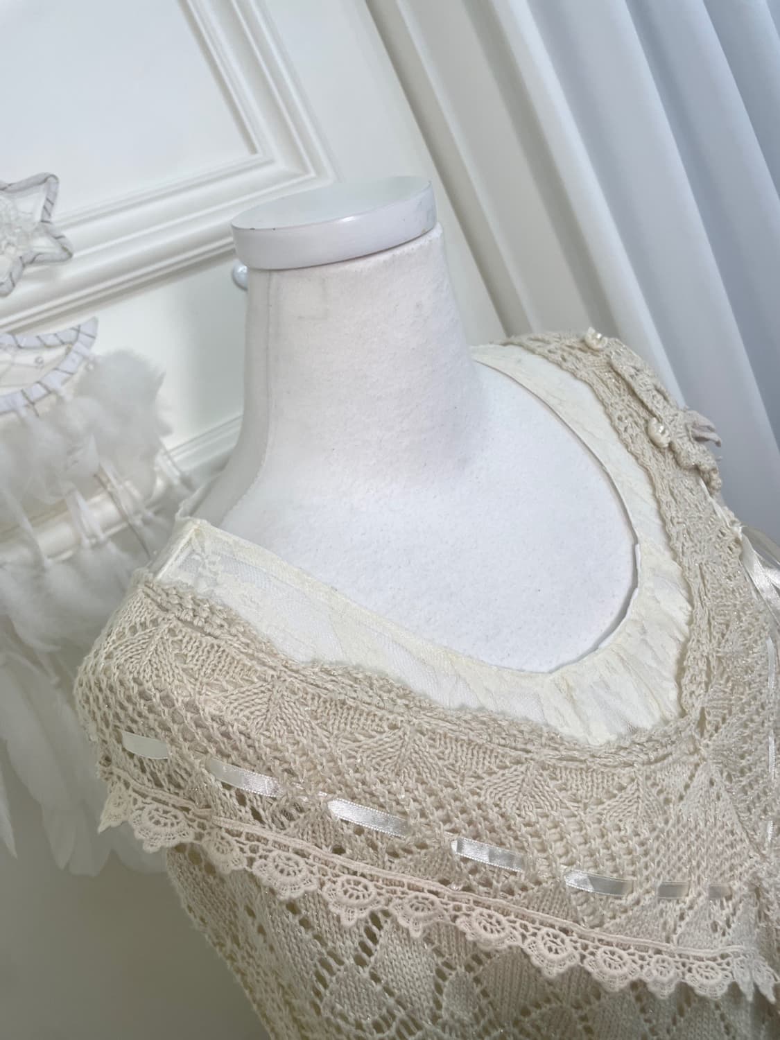 AXES FEMME beige crochet bow point knit 상품이미지6