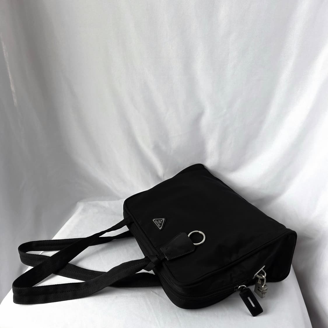 [정품 PRADA] 프라다 포코노 나일론 토트백 숄더백 상품이미지2