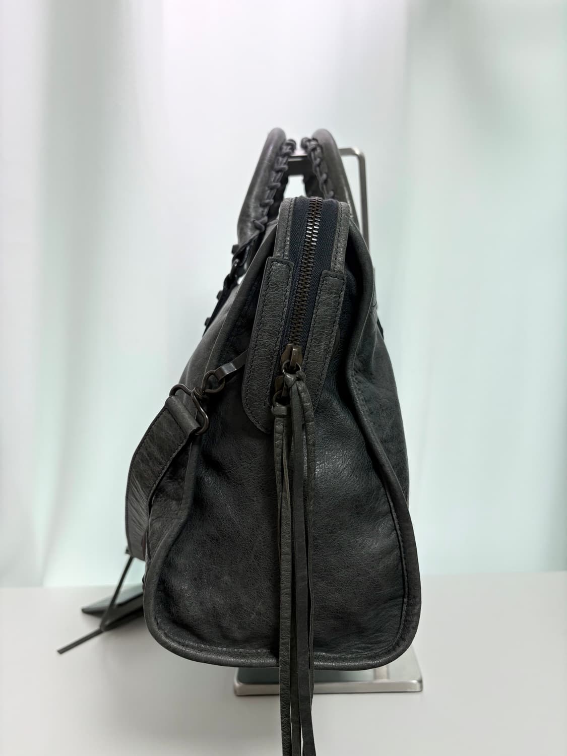 발렌시아가 시티 모터백 그레이 상품이미지4