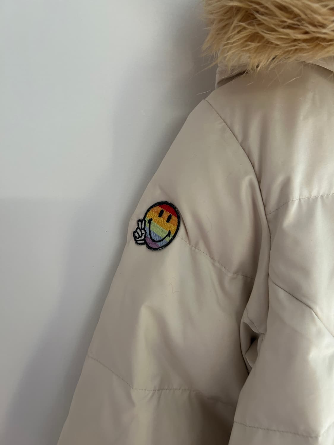 angel blue 떡볶이 패딩  상품이미지3