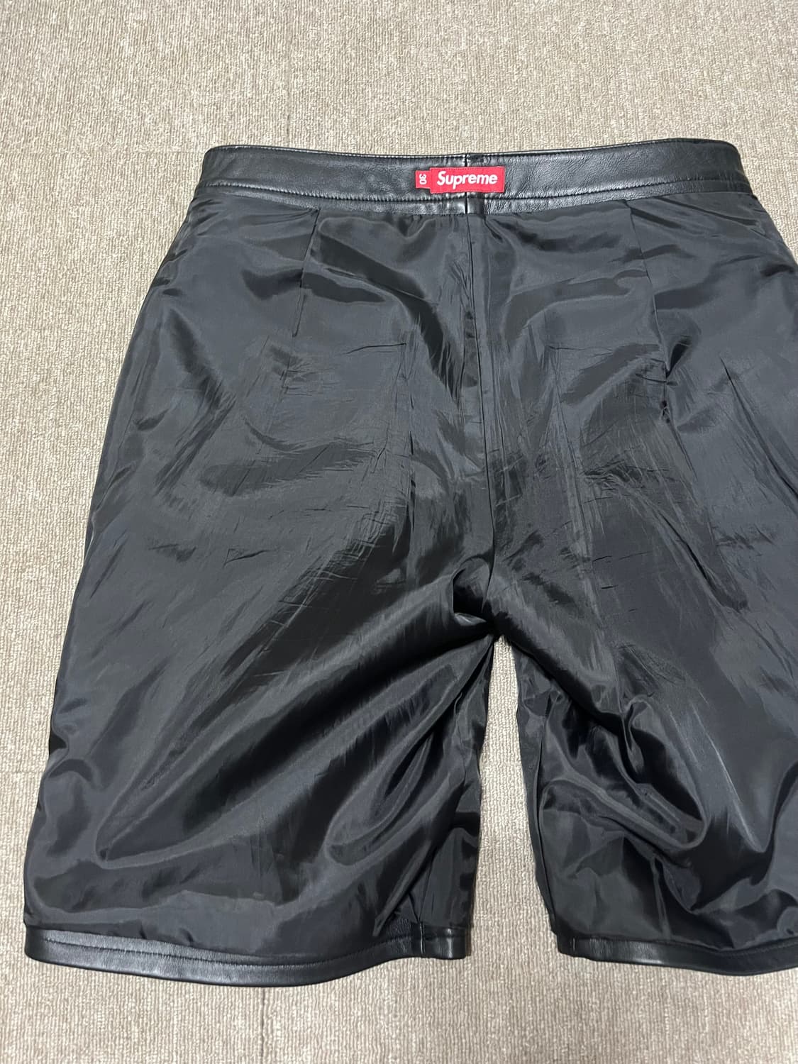 슈프림 25 ss 레더 배기 쇼츠 30size 상품이미지9