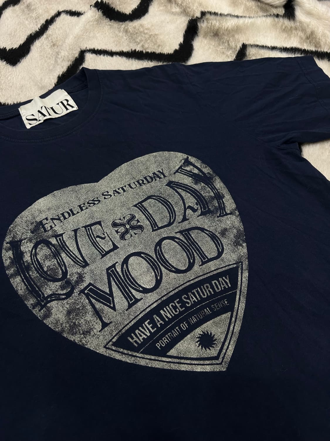 [XL]세터 레트로 그래픽 반팔/네이비 상품이미지1