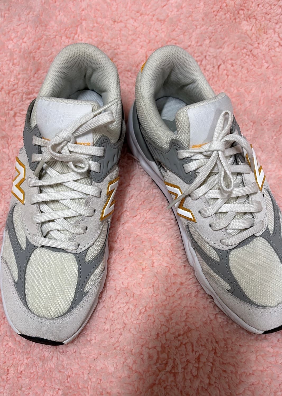 뉴발란스 X90 스니커즈 아이보리 220 상품이미지2