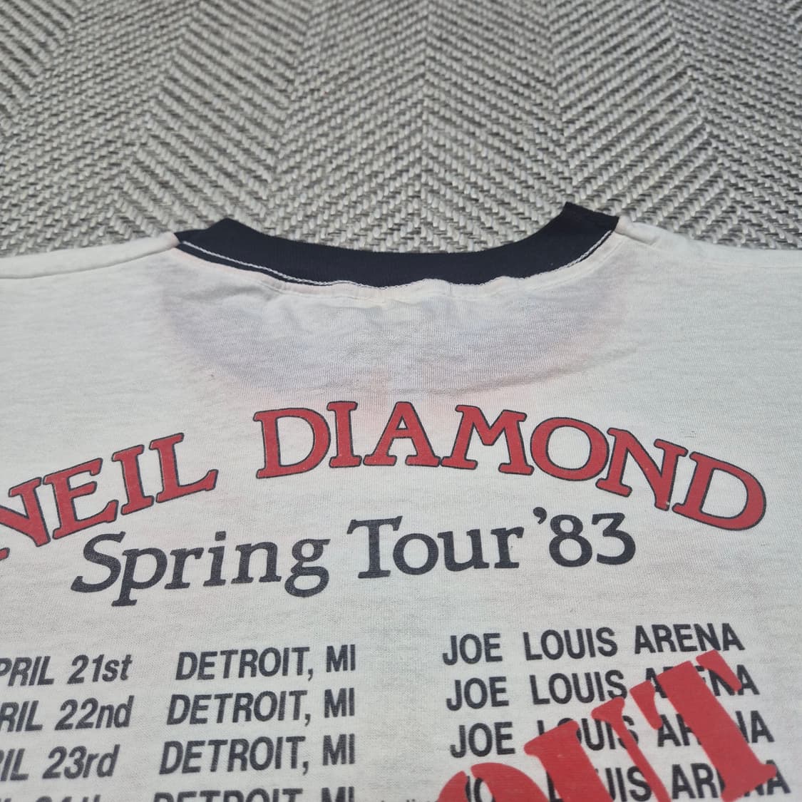80s Niel Diamond 83' 투어 싱글스티치 티셔츠 (L) 상품이미지8