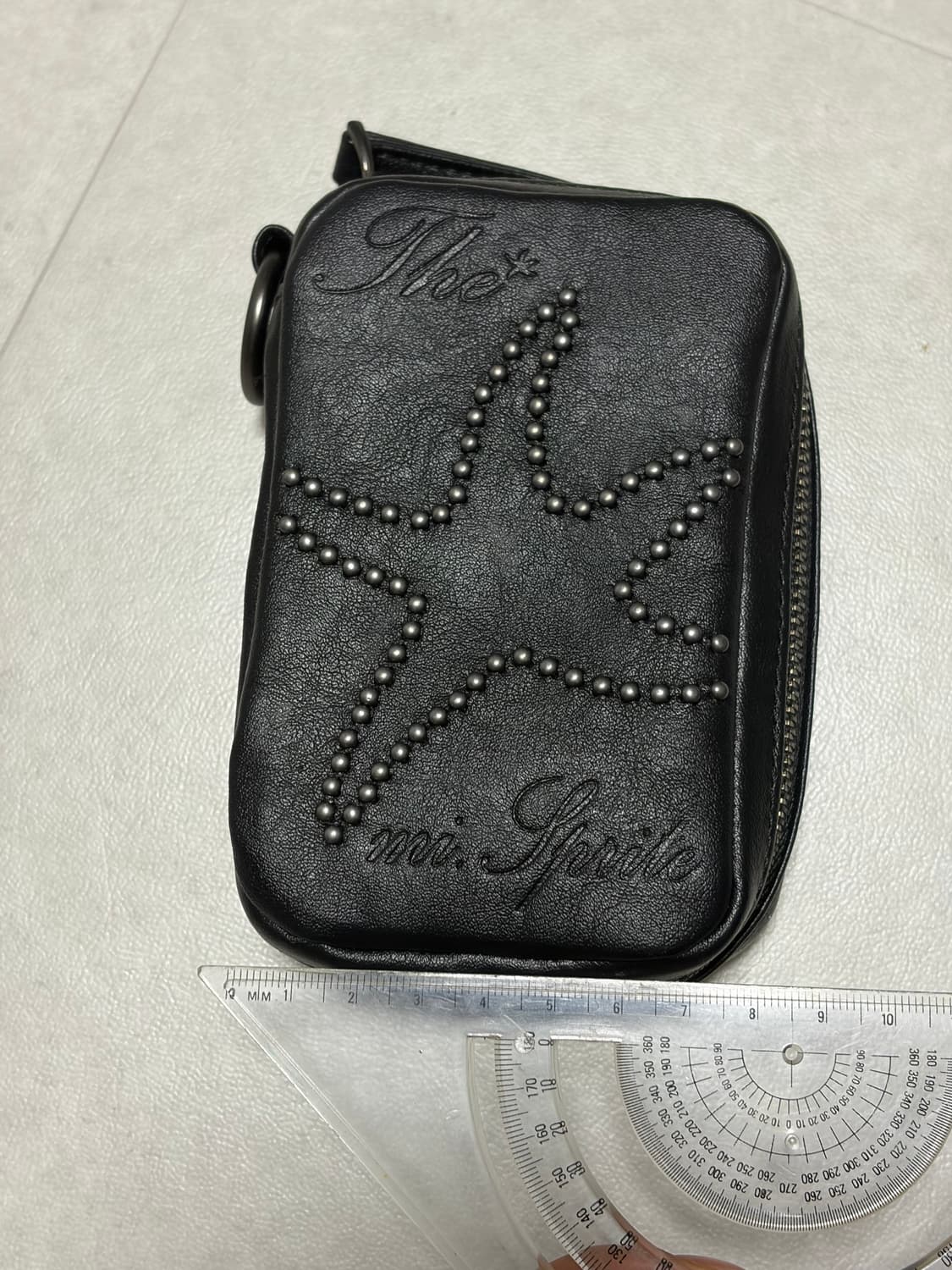 Tcm starfish stud mini pouch (택 뜯은 새거 상품이미지5