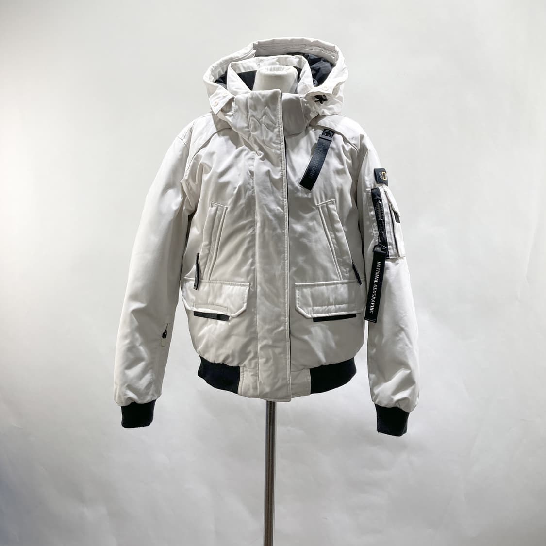 내셔널지오그래픽 타루가 여성덕다운점퍼 S 상품이미지1