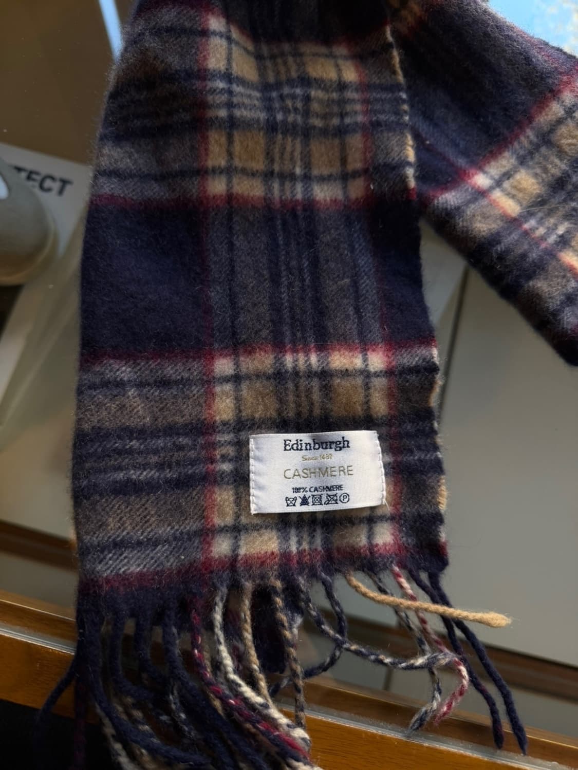 에딩브루 캐시미어 머플러  상품이미지8