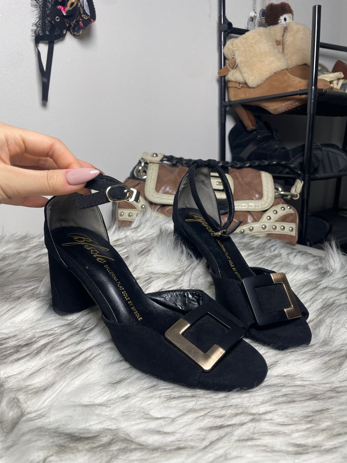 Black 스웨이드 힐 상품이미지1