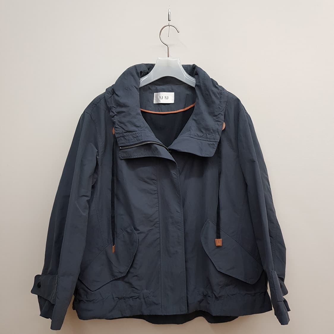 한섬 SJSJ 카라 스트링 점퍼 76-90-155사이즈 상품이미지1