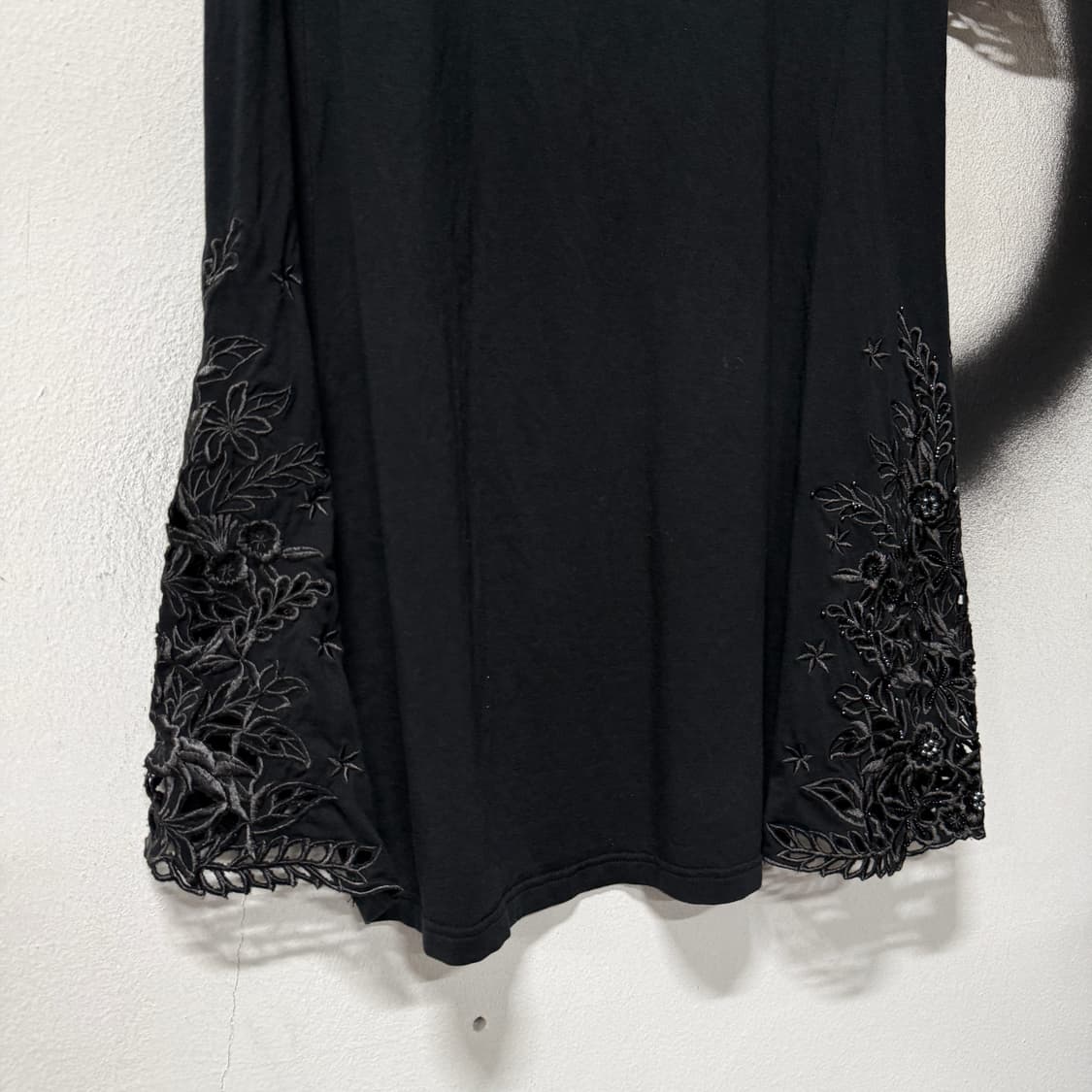VTG 빈티지 자수 펀칭 플레어 반팔 블라우스 탑 상품이미지5