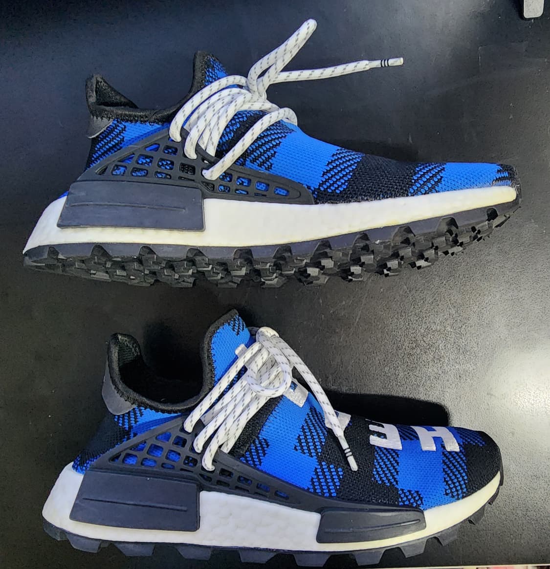 [255] 퍼렐 X BBC X 아디다스 NMD 휴먼레이스 상품이미지8