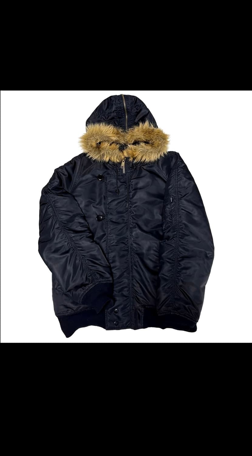 슈프림 퍼 봄버 상품이미지1