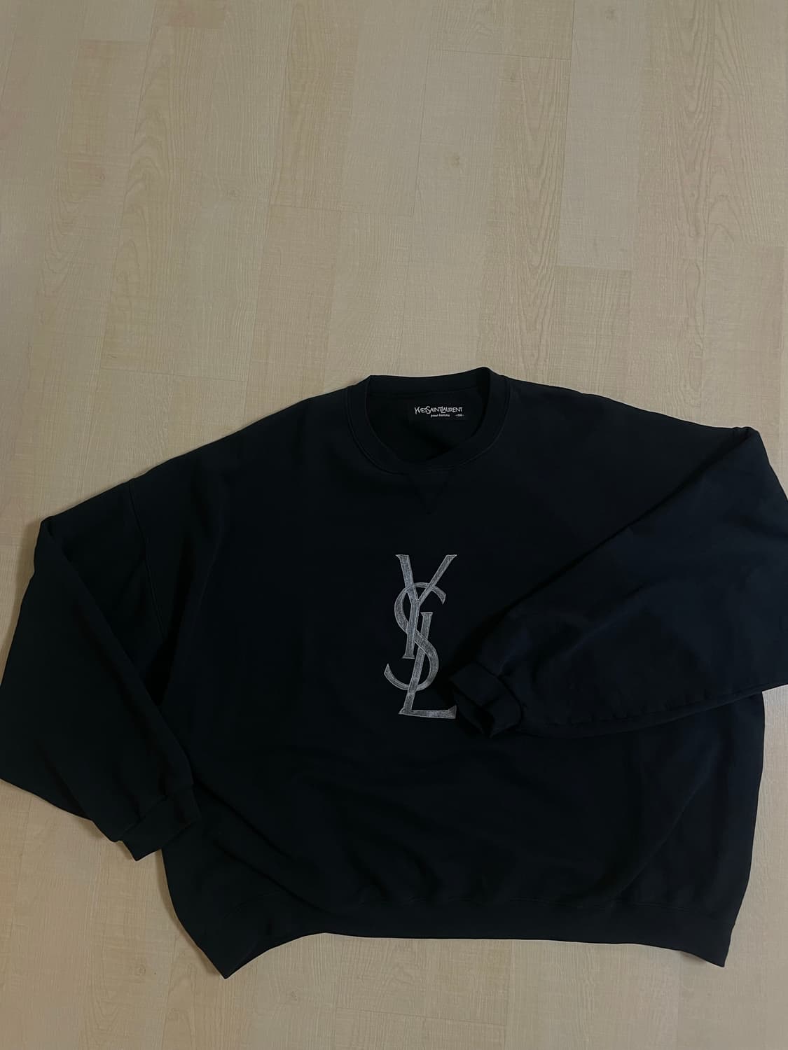 생로랑 로고 맨투맨 입생로랑 상품이미지5