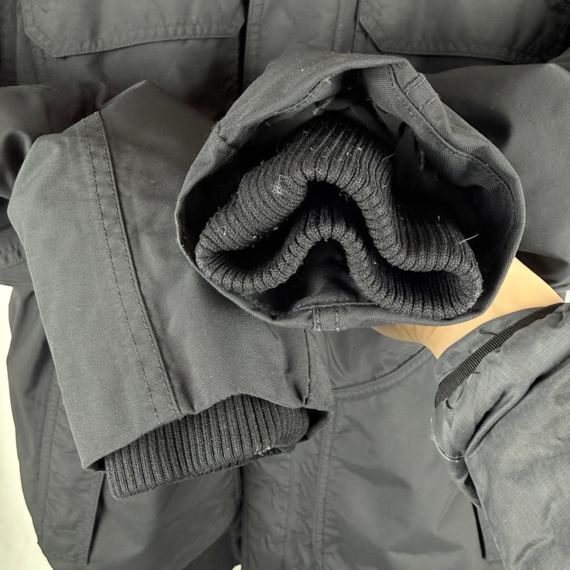 (M) 노스페이스 고담 구스다운 패딩 블랙 상품이미지3