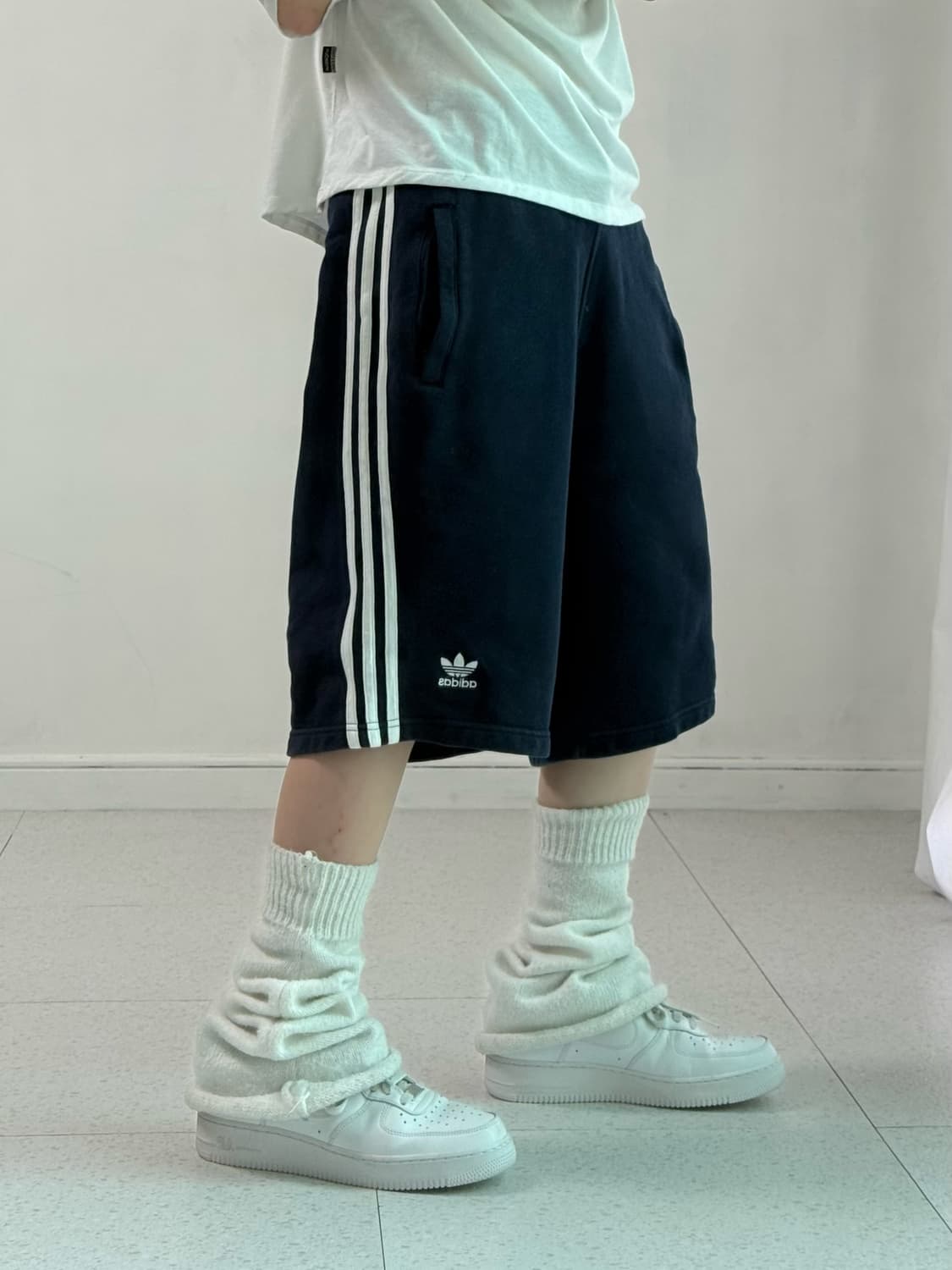 아디다스 네이비 코튼 반바지 상품이미지2