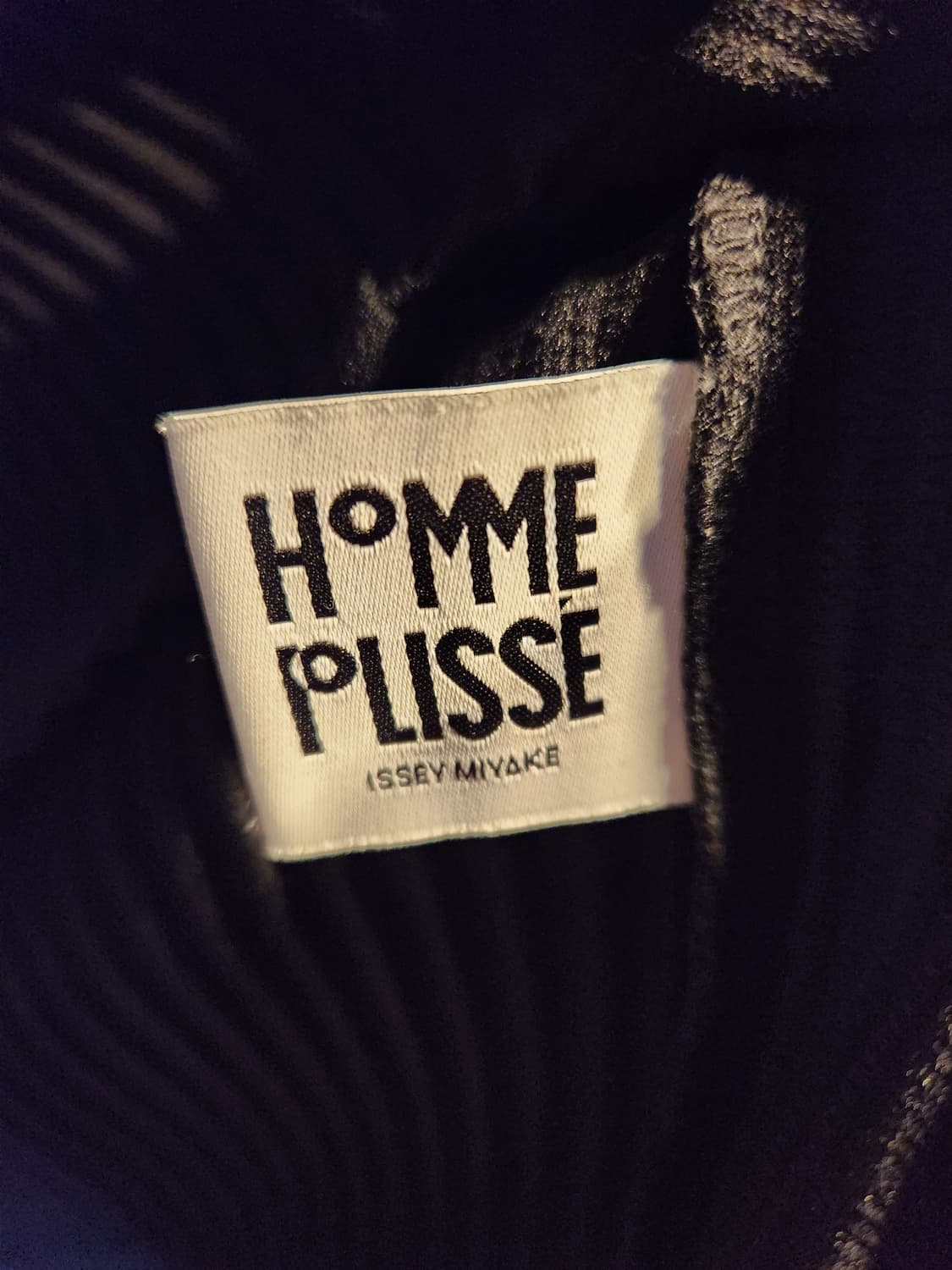 이세이미야케 Issey Miyake 옴므플리세 블랙 긴팔 상품이미지4