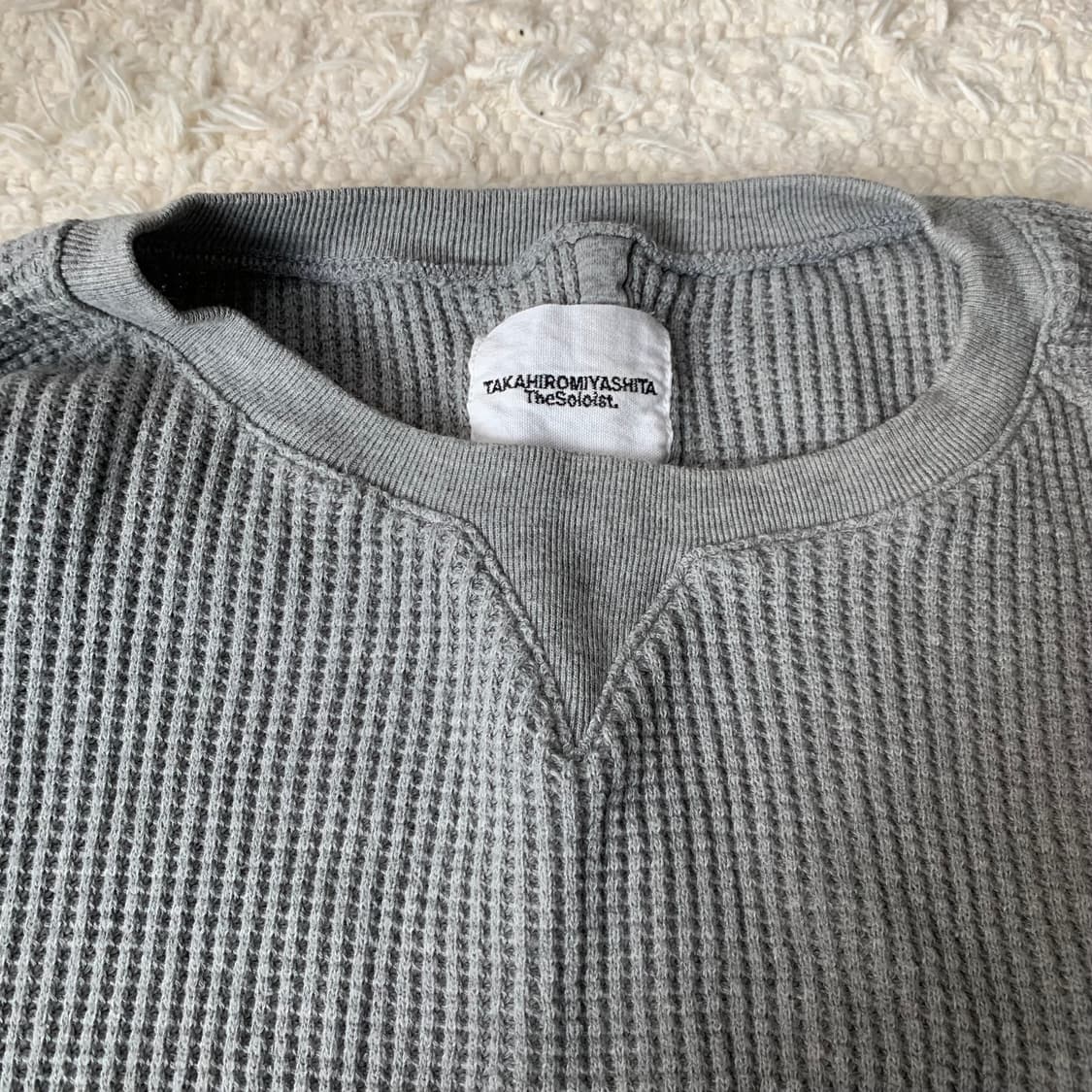 솔로이스트 니트 상품이미지3