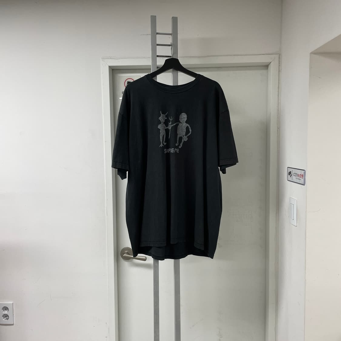 슈프림 비즈니스 반팔 티셔츠 XXL 상품이미지1