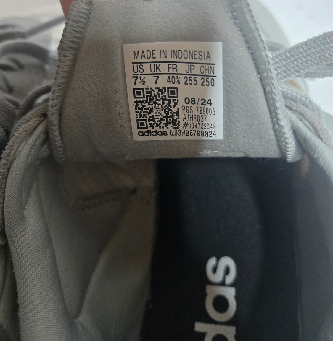 아디다스 Retropy  그레이 스니커즈 255 상품이미지5