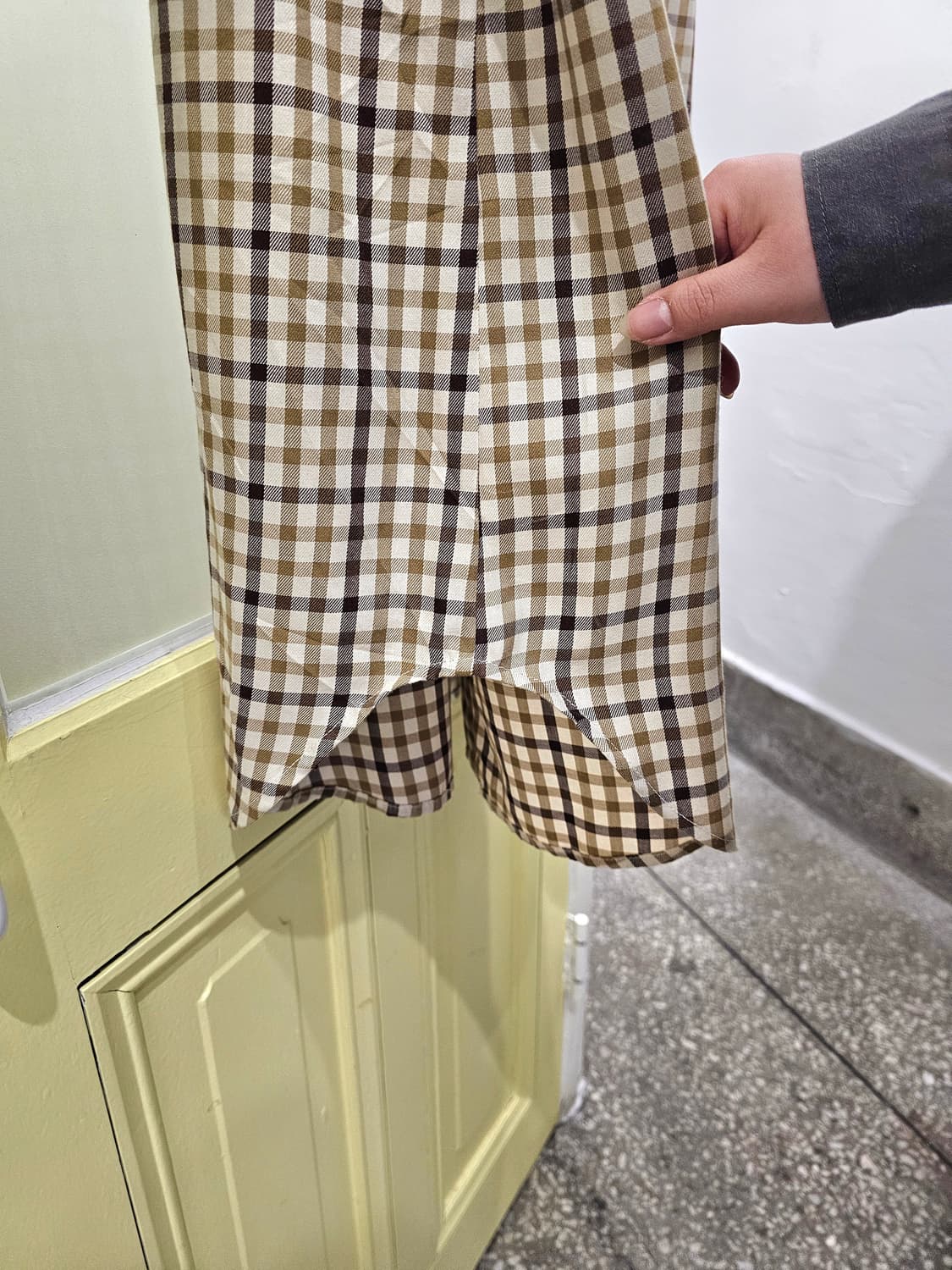 Shoo La  베이지 깅엄체크 롱셔츠 상품이미지7