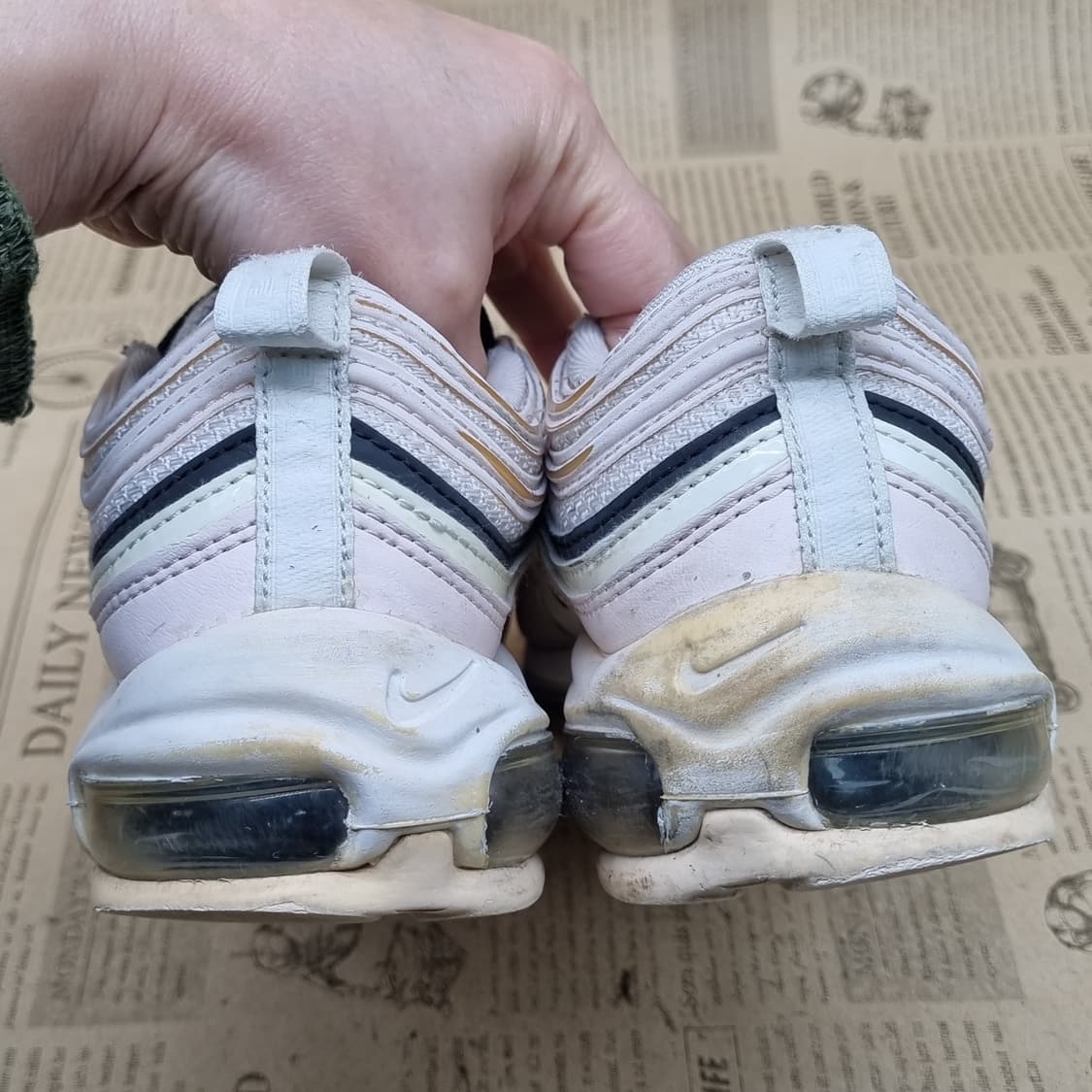 나이키 에어맥스 97 여성운동화235  상품이미지4