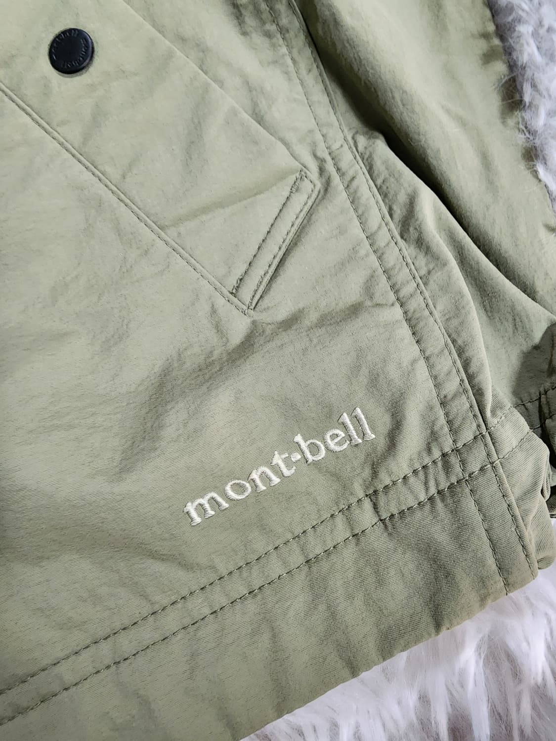 몽벨 고프코어 후드 바람막이 자켓 카키 상품이미지3