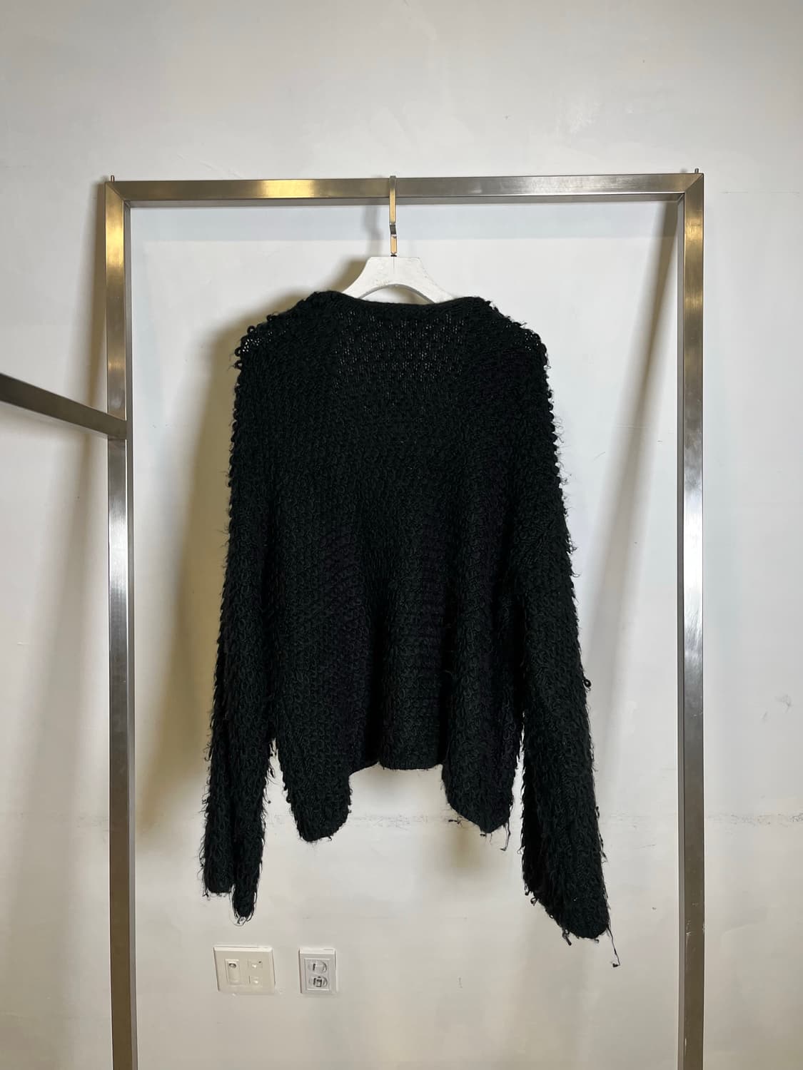 Acrylic Black Cardigan 상품이미지6