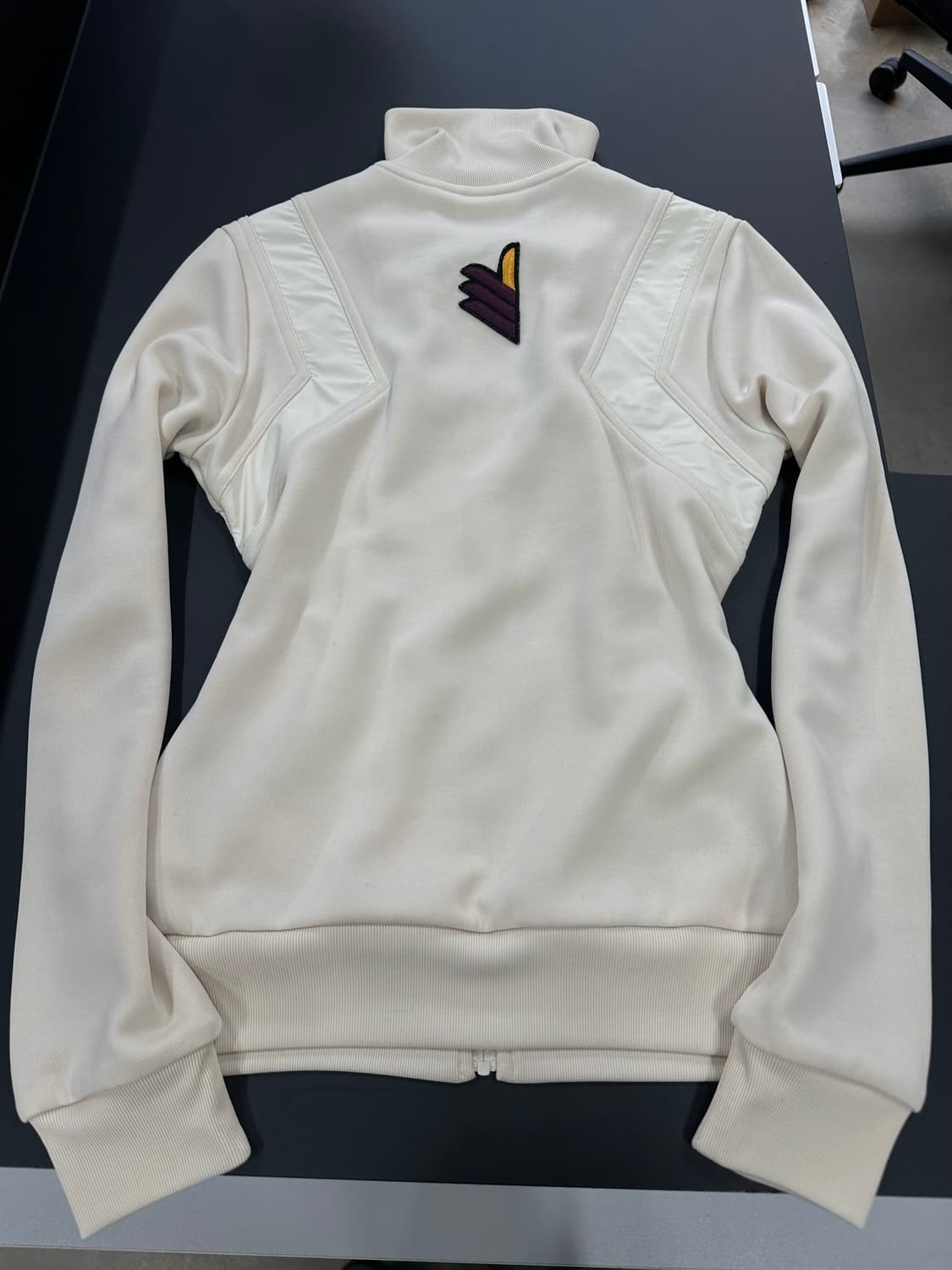 아디다스 크림초코 파이어버드 자수로고 하이넥 져지 상품이미지8