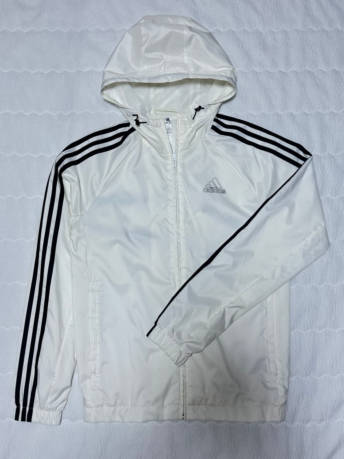 아디다스 화이트 바람막이 상품이미지1
