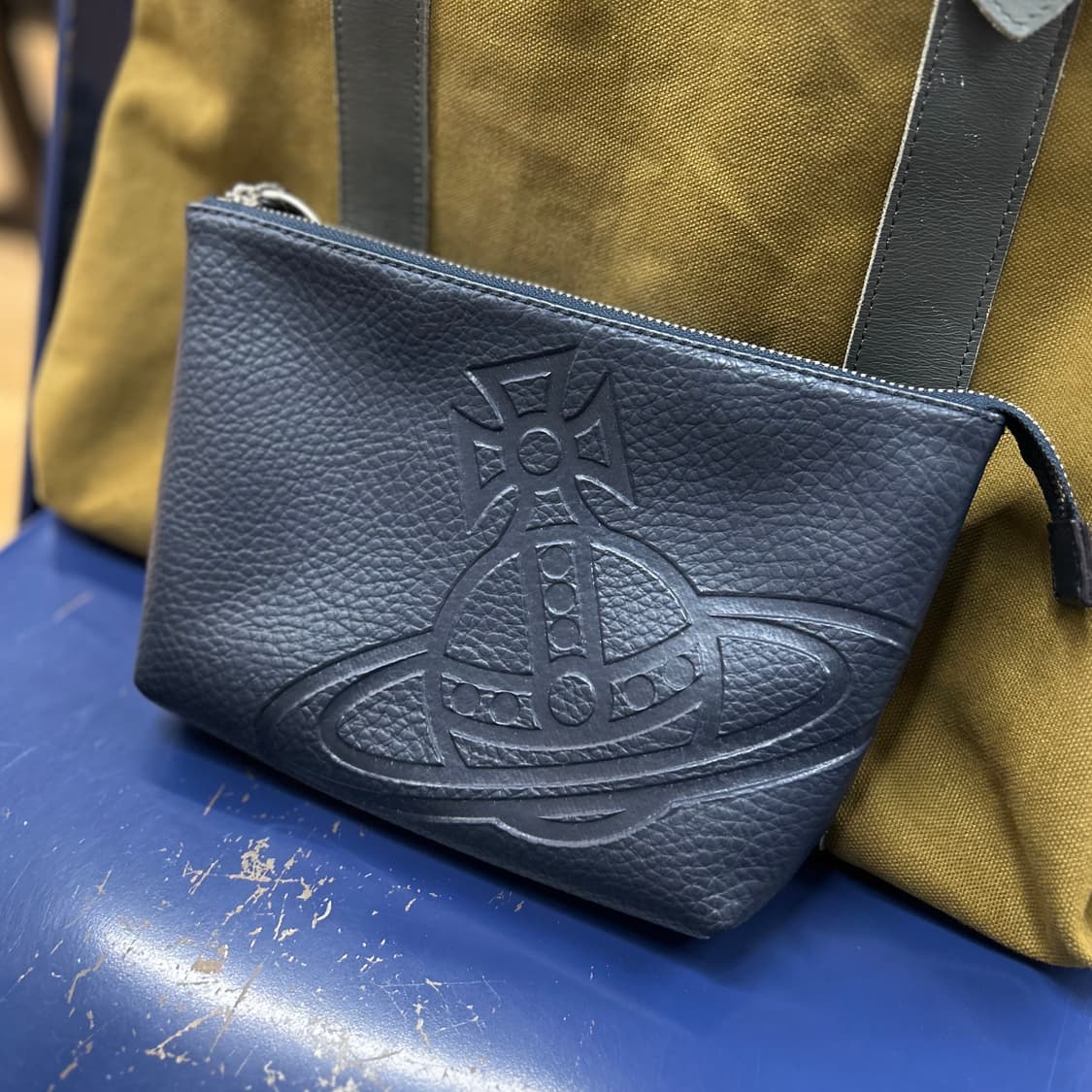 Vivienne Westwood orb leather pouch 상품이미지1