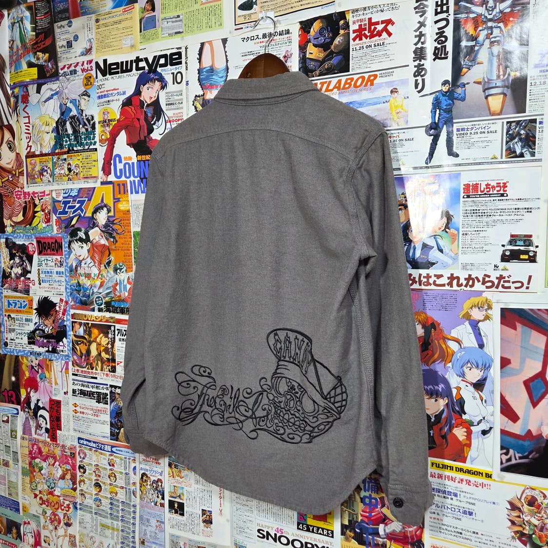 JPN 스컬 자수 그레이 코튼 셔츠 상품이미지2