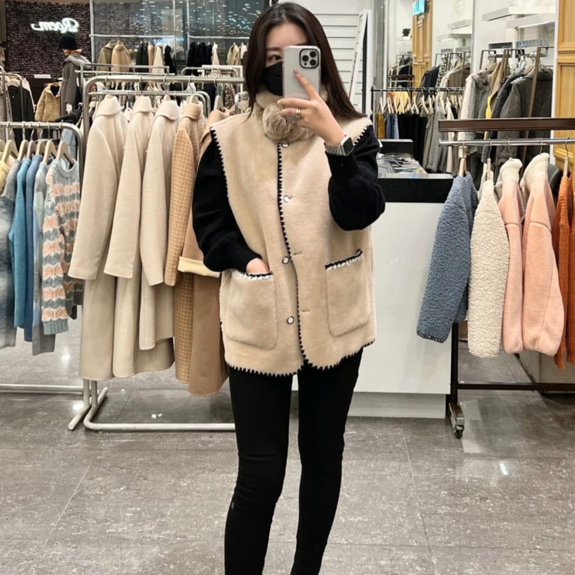 플라스틱 아일랜드 자수 배색 퍼 베스트 상품이미지1