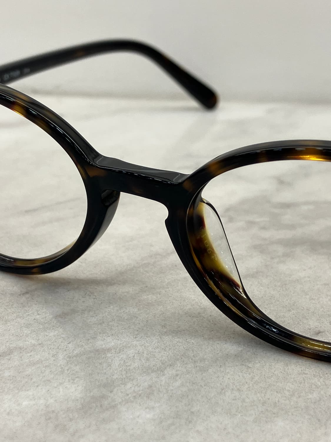 캘빈 클라인 CK 레오파드 오벌 뿔테 안경 상품이미지5