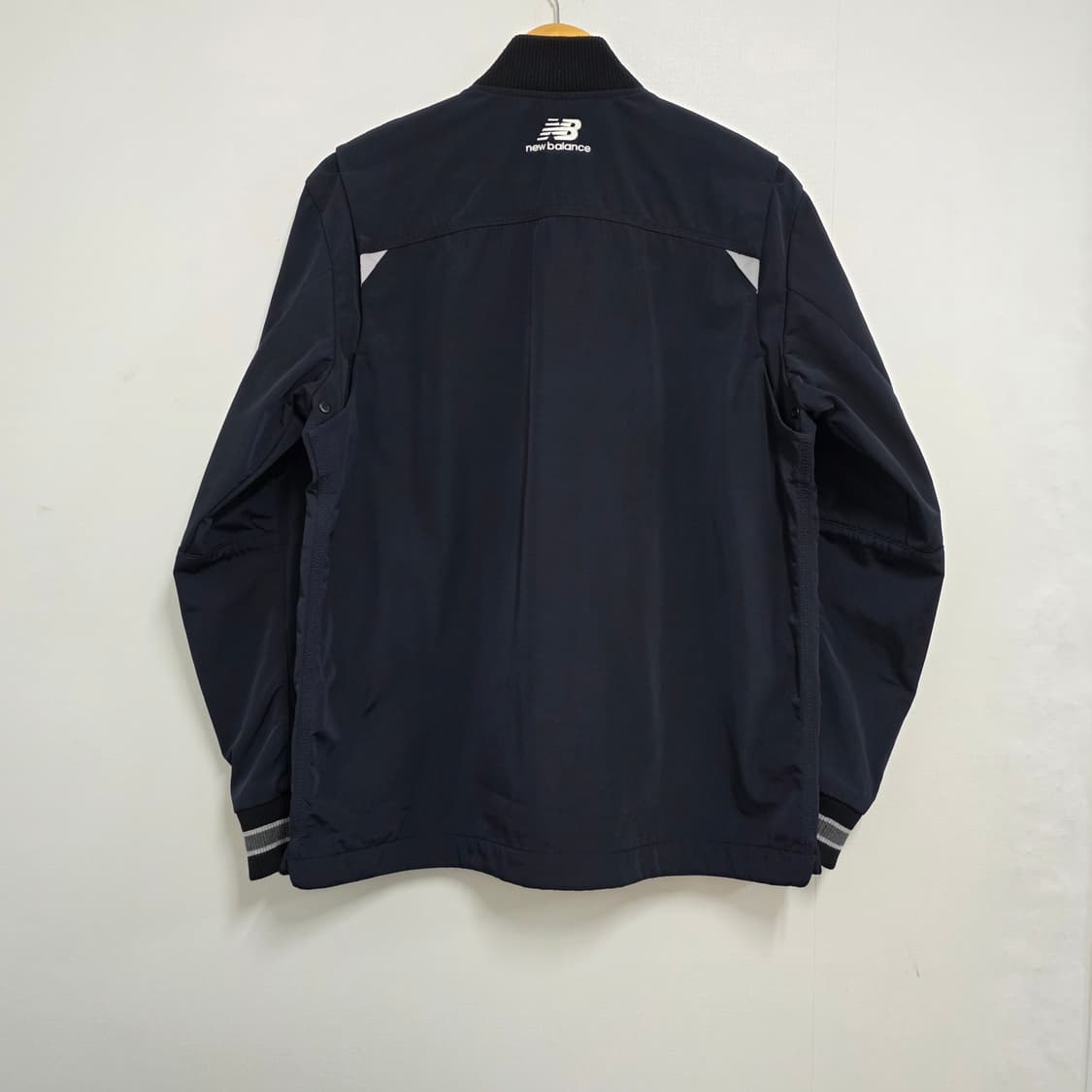 L 100 뉴발란스 바시티자켓 다크네이비 상품이미지3