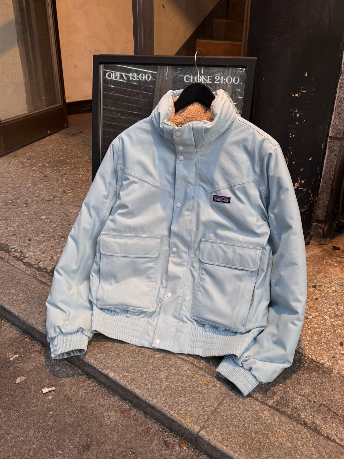 파타고니아 스카이블루 나누크 다운자켓 상품이미지1