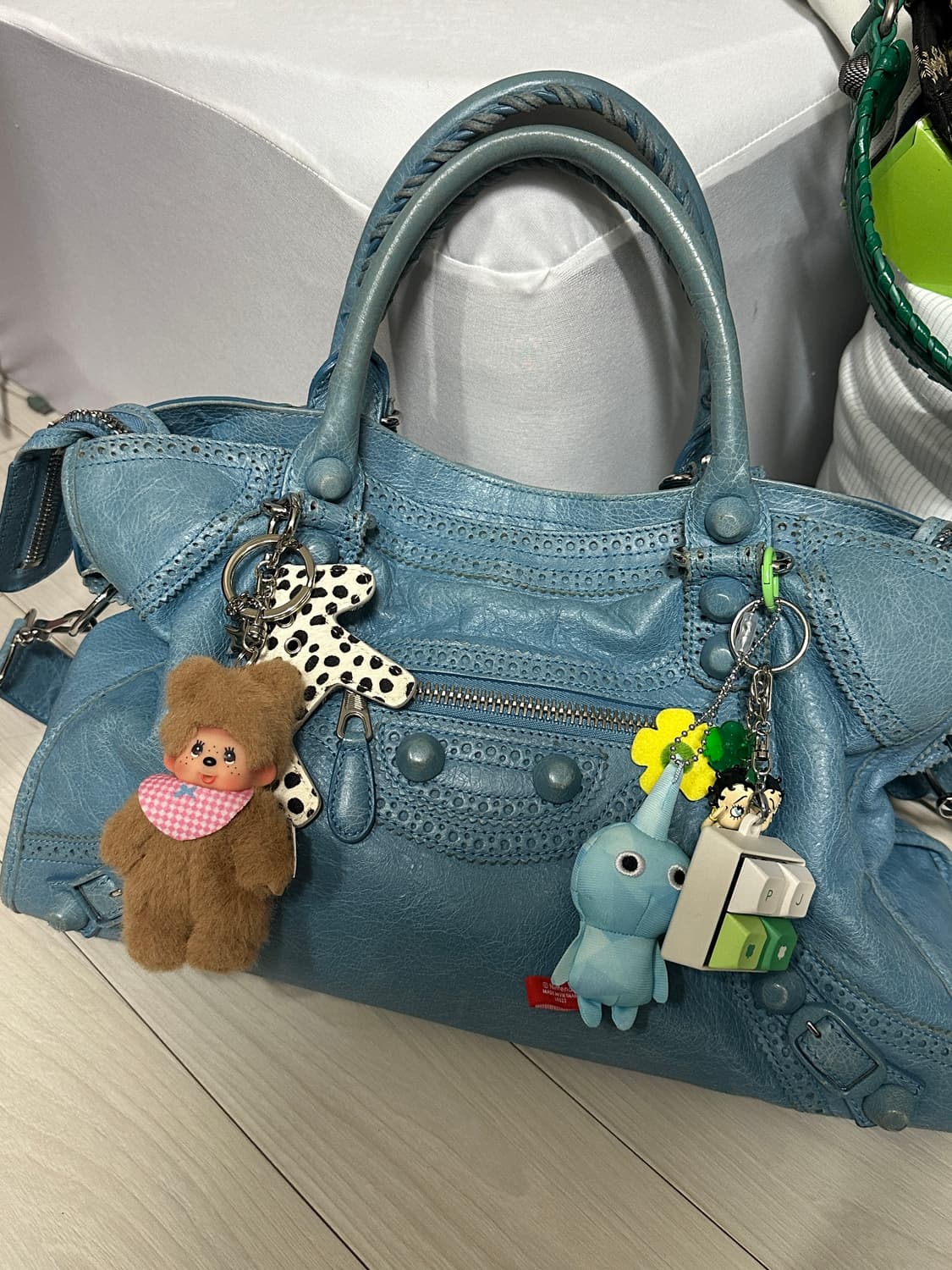 발렌시아가 자이언트 모터백 블루 미듐 상품이미지2